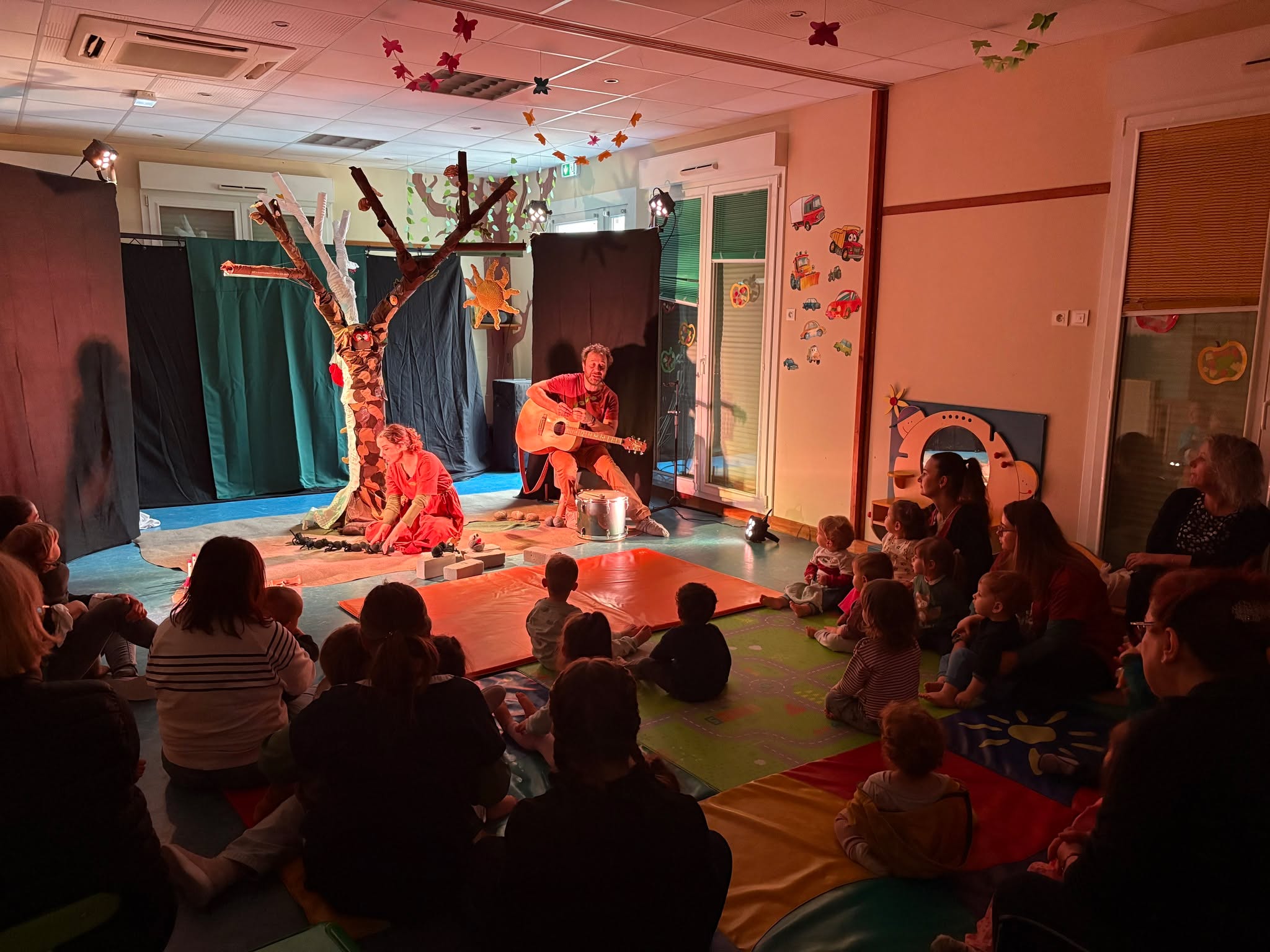 spectacle ptit caillou