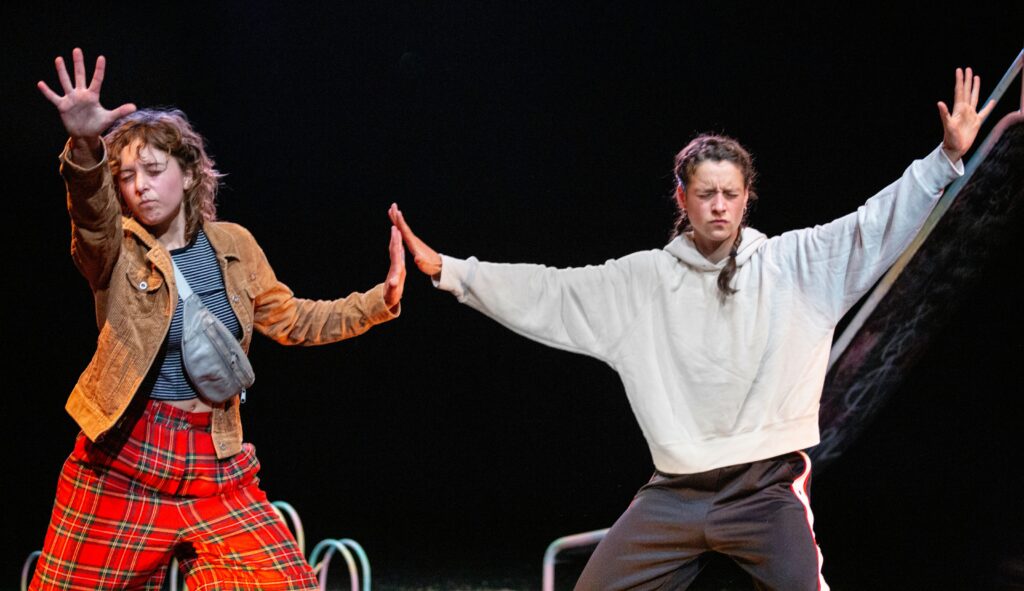 Représentations théâtrales par la troupe La Baffe-Mossoux