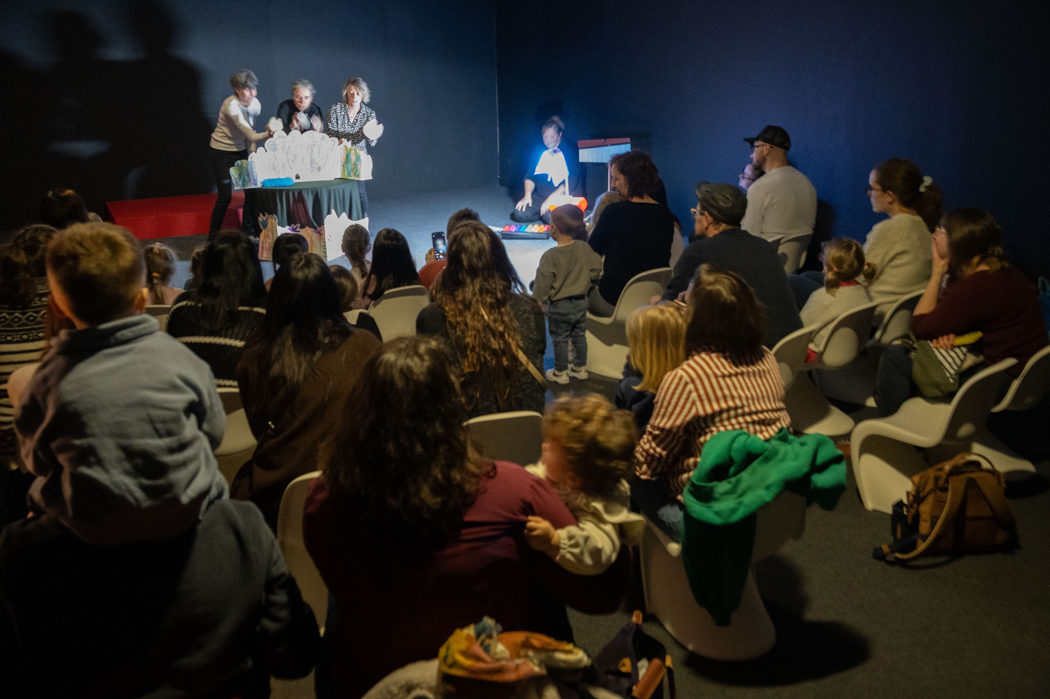 Un mini-spectacle qui anime le jardin