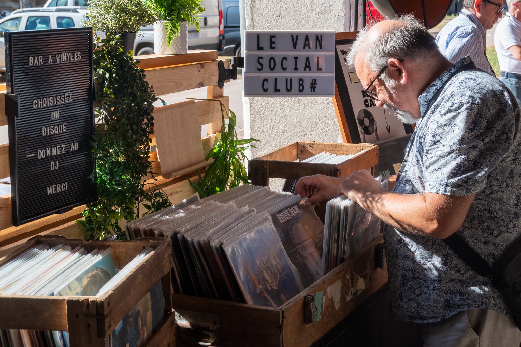 Partenaires et ambassadeurs du service Développement économique à la rencontre des artisans d’art
